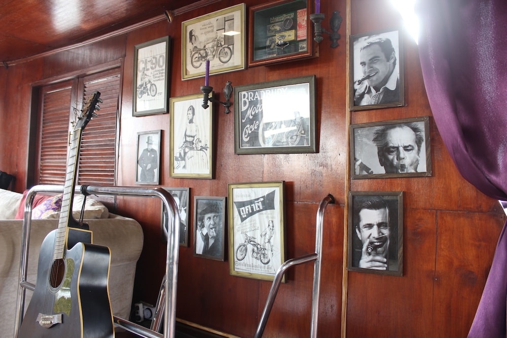 Sabai Sabai Liveaboard Bangkok