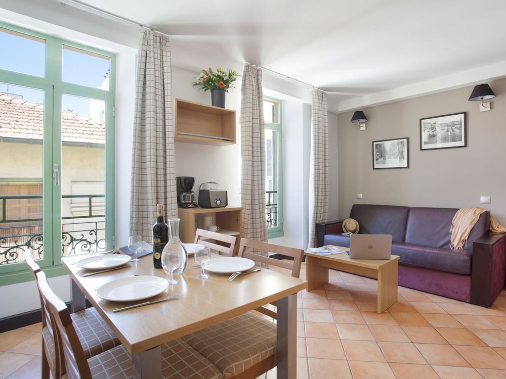 Apartment in Nice Near the Promenade des Anglais