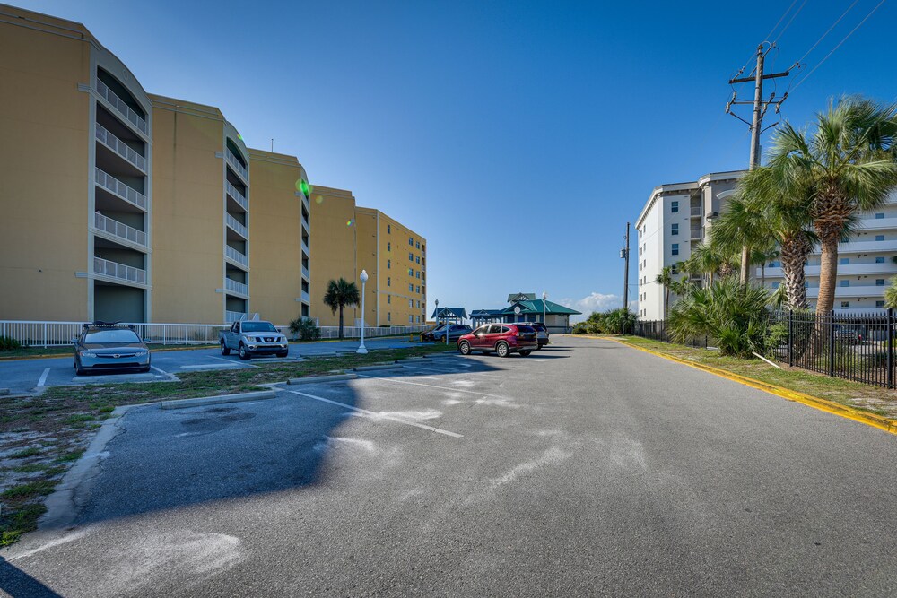 Okaloosa Island Condo Near Boardwalk & Beach! view 5