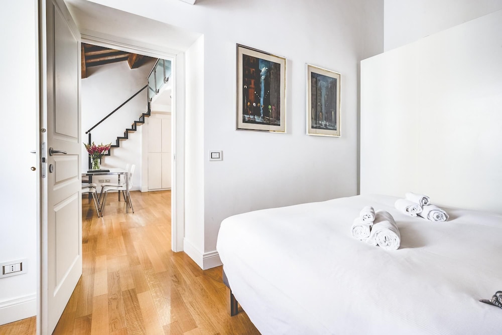 Gonfalone Residence Carlotta