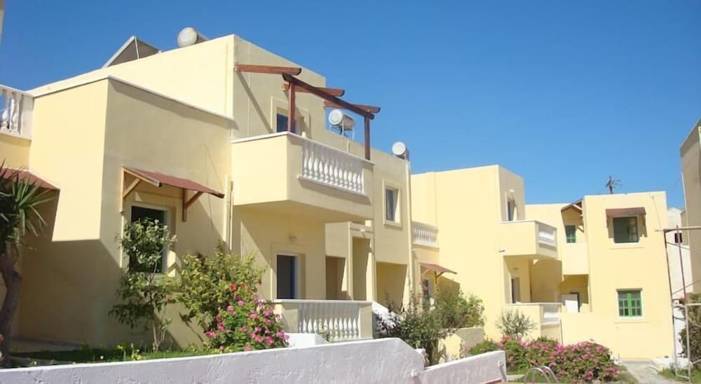 Kokkinakis Apartments