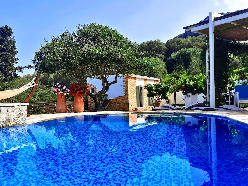 Villa Claire Corfu