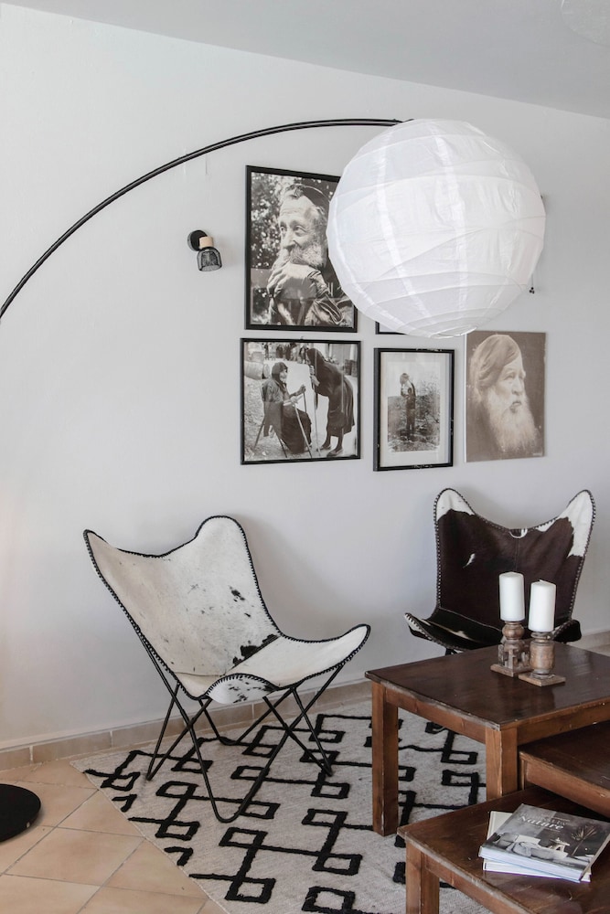 Thalia Bloom Villa Apartments photo 2