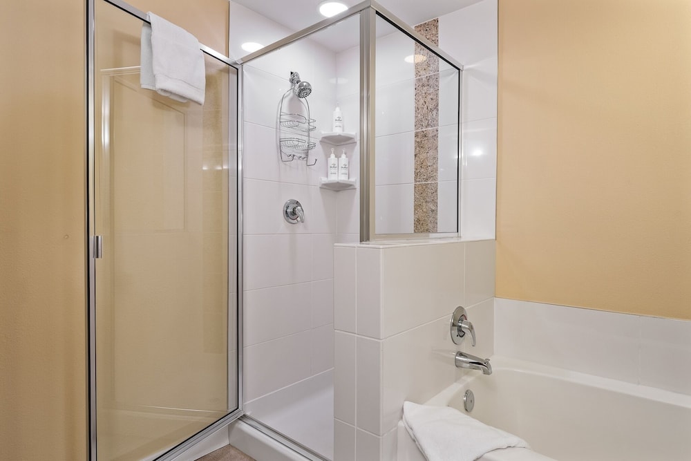 Fraser Crossing 1 Bedroom Cabin