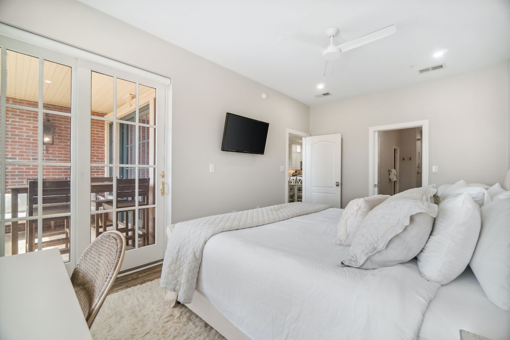 Village of South Walton by Panhandle Getaways