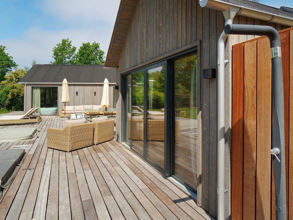 10 Person Holiday Home in Vejby view 5