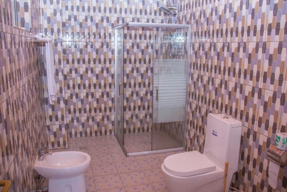 King Room With Nice Lake View - 2 People view 5