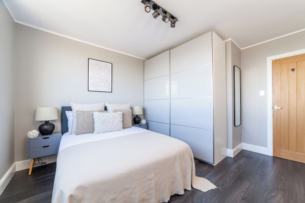 The Old Street Luxury Apartment