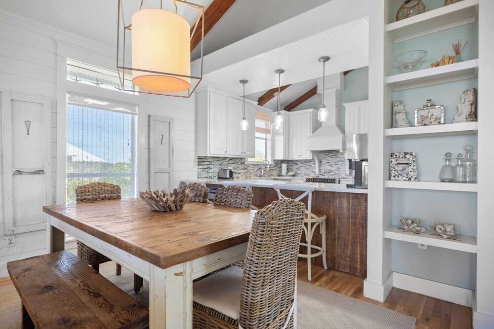 30A Beach House w/ Private Pool, Fire Pit, BBQ & Golf Cart to Rosemary Beach