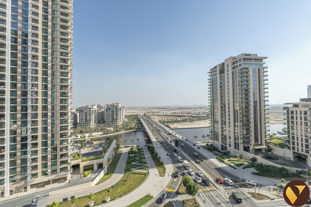 17 Icon Bay Creek Harbour near Downtown