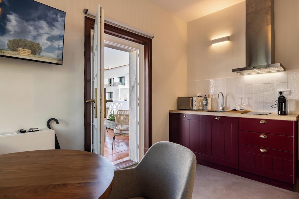 CICIOSO Boutique Hotel