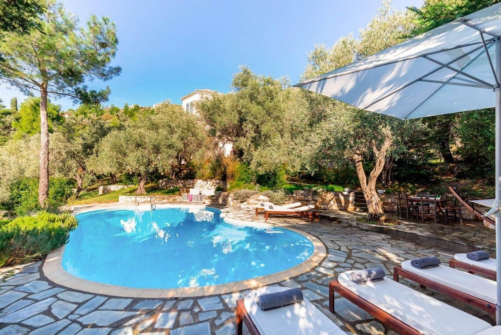 Villa Pelago in Skopelos view 5