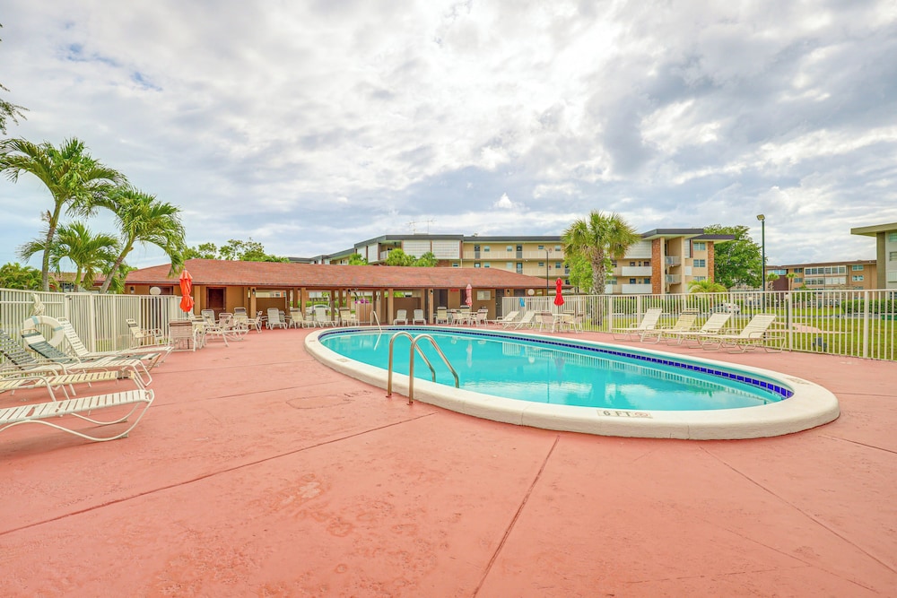 8 Mi to Dtwn Fort Lauderdale: Condo w/ Pool Access