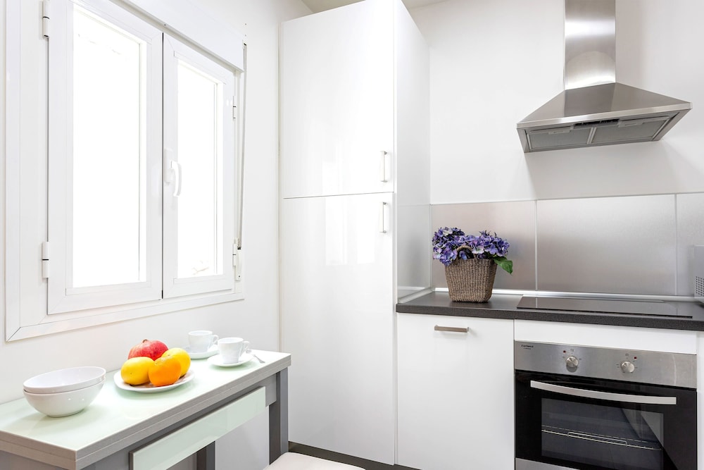 Modern Apartment in Prime Location. Marín García III