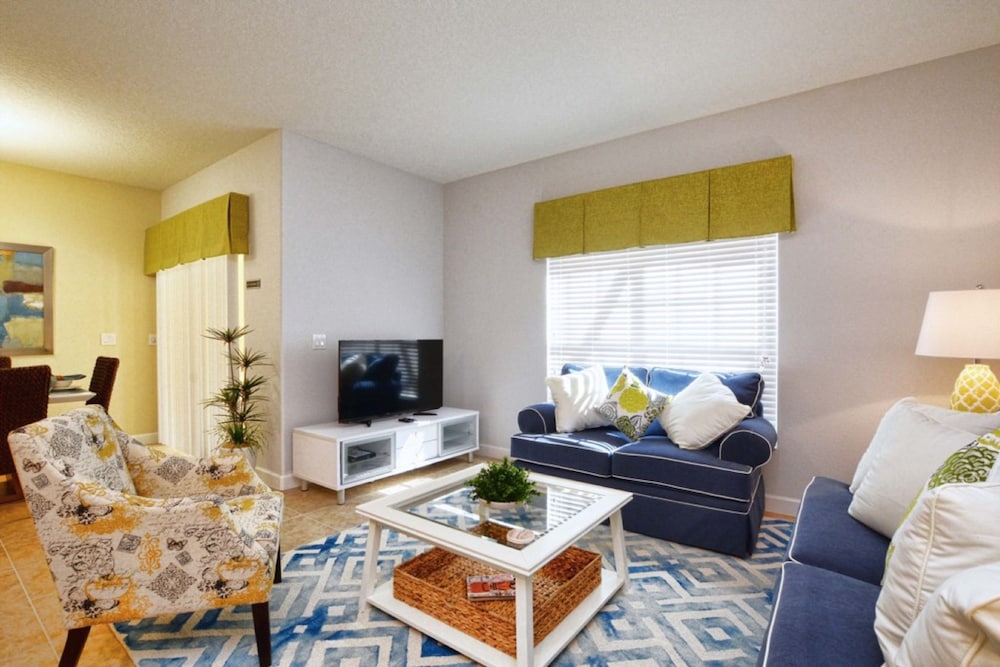 Paradise Palms Resort Orlando