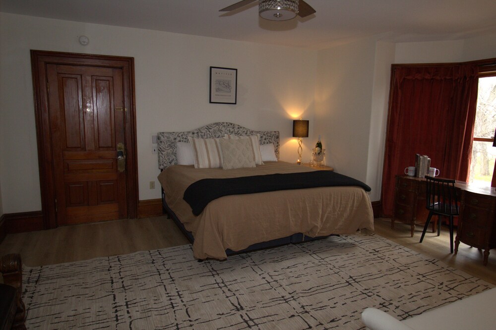 Garfield Inn