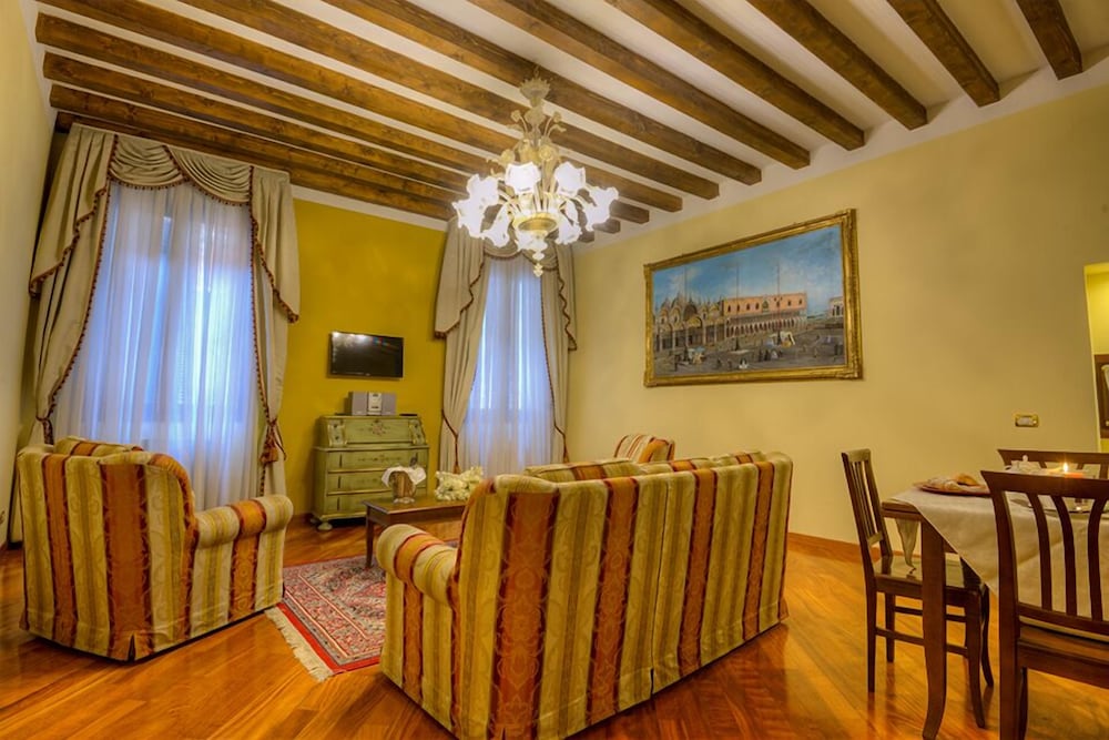 Ca' Dell'Arte Suite