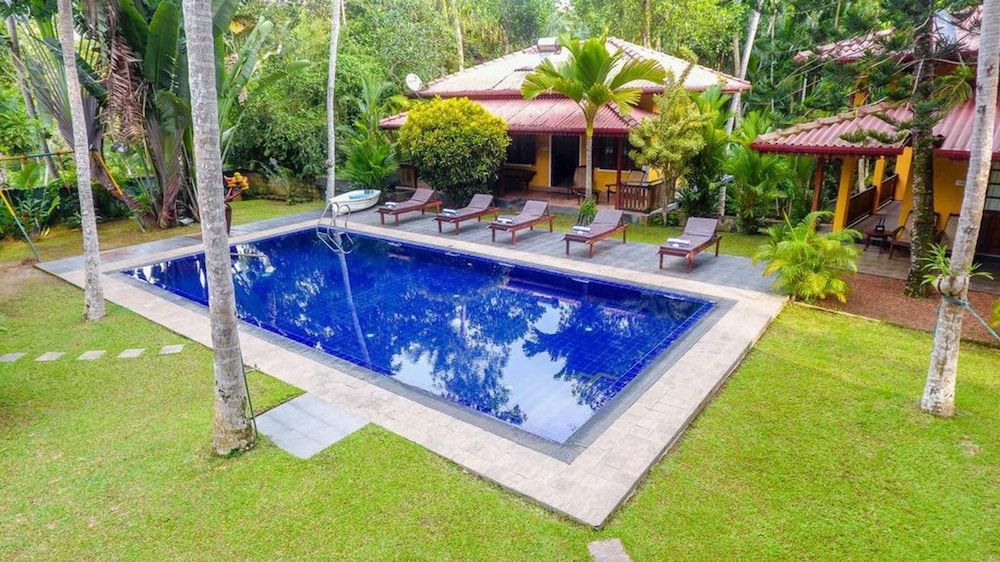 Araliya Garden