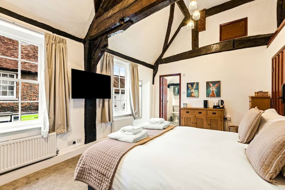 The George Inn Hotel Rooms - Room 2