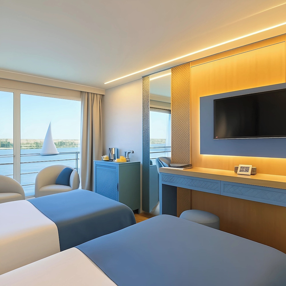 Nile Cruise Royal Queen 2 Every Wednesday from Aswan 3 nights and every Saturday from Luxor 4 nights