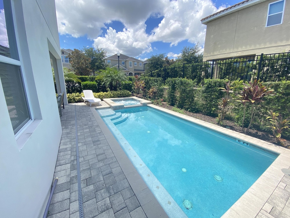 Elegant Family Home Pool Spa Themed Rooms
