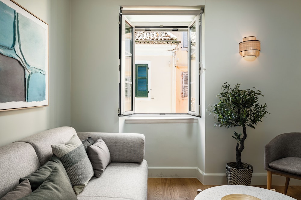 Porta Suites by Konnect, Old Corfu Town photo 2