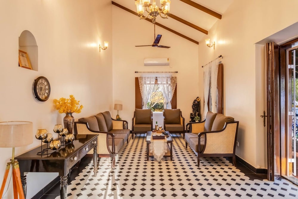 3bhk Portuguese-style Villa w Pool Casa Aloma