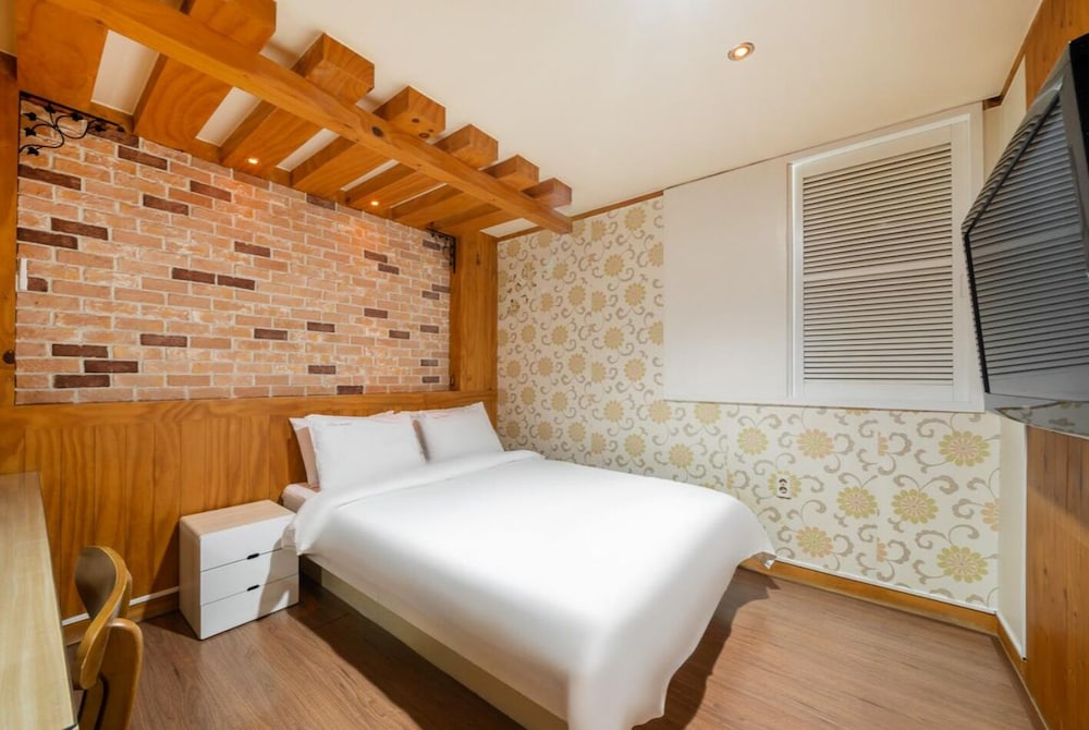 HUE MOTEL