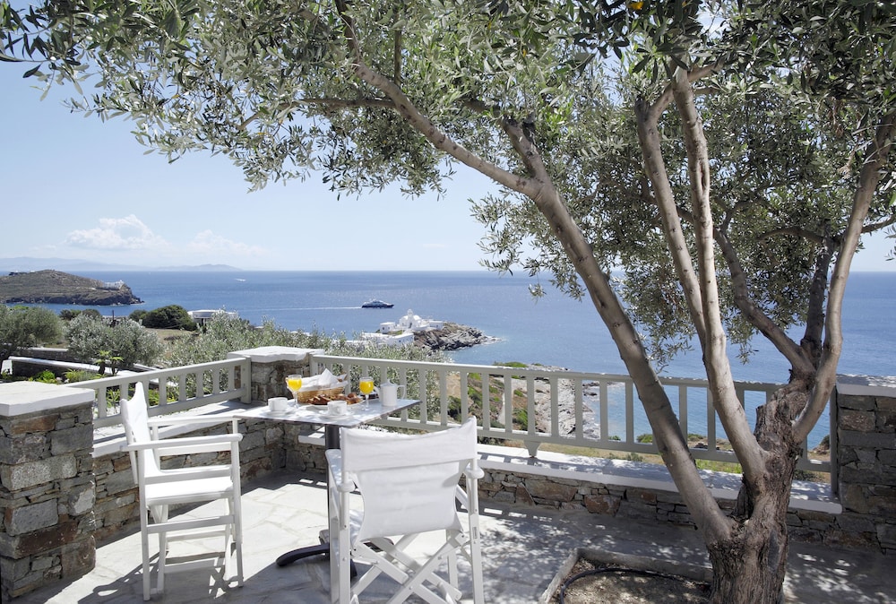 Selana Suites