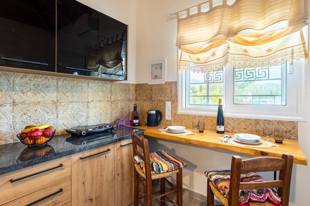 Petalidi Sunny Home Two