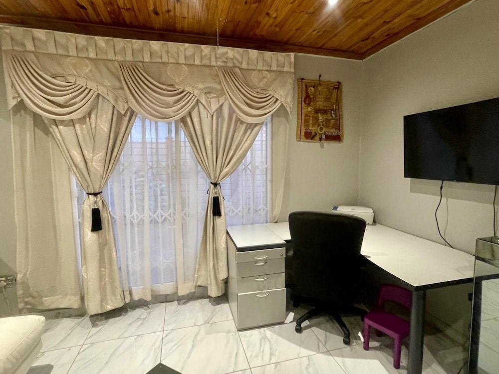 Newlands Comfortable Abode in Johannesburg