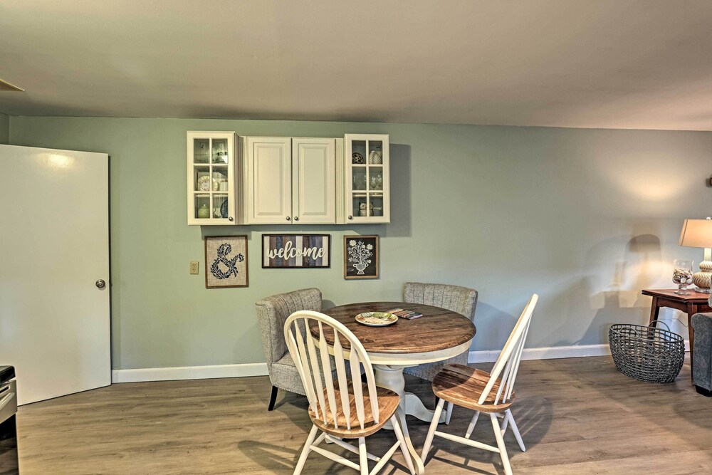 Newly Renovated Penn Yan Apartment < 1 Mi to Lake! view 5