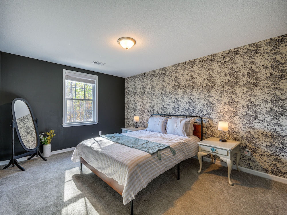 Spacious Columbus Getaway w/ Patio - Pets Welcome! - Property Image 10