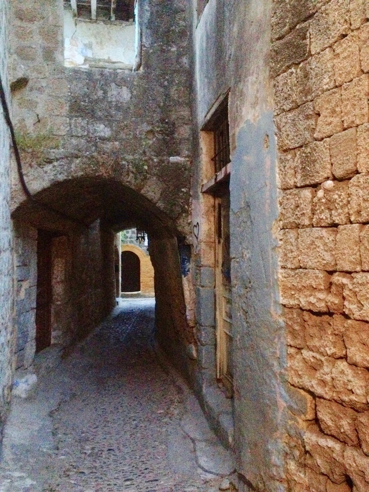 Auberge 32 | Old Town