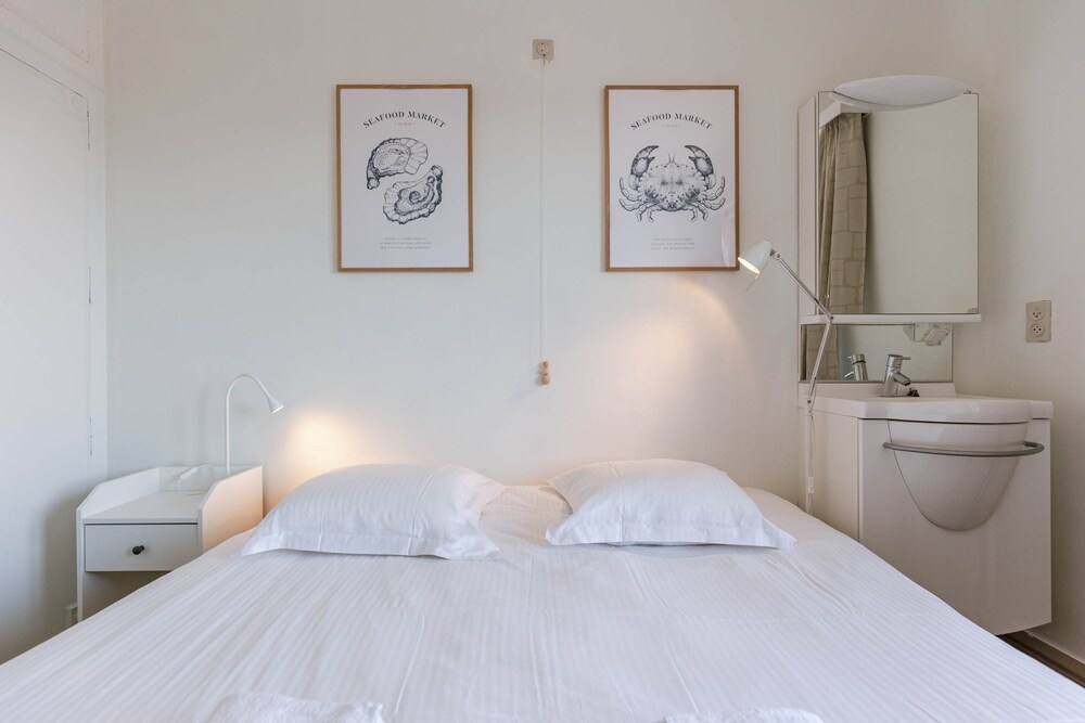 Huswell - Seafront Appartment With Stunning Views