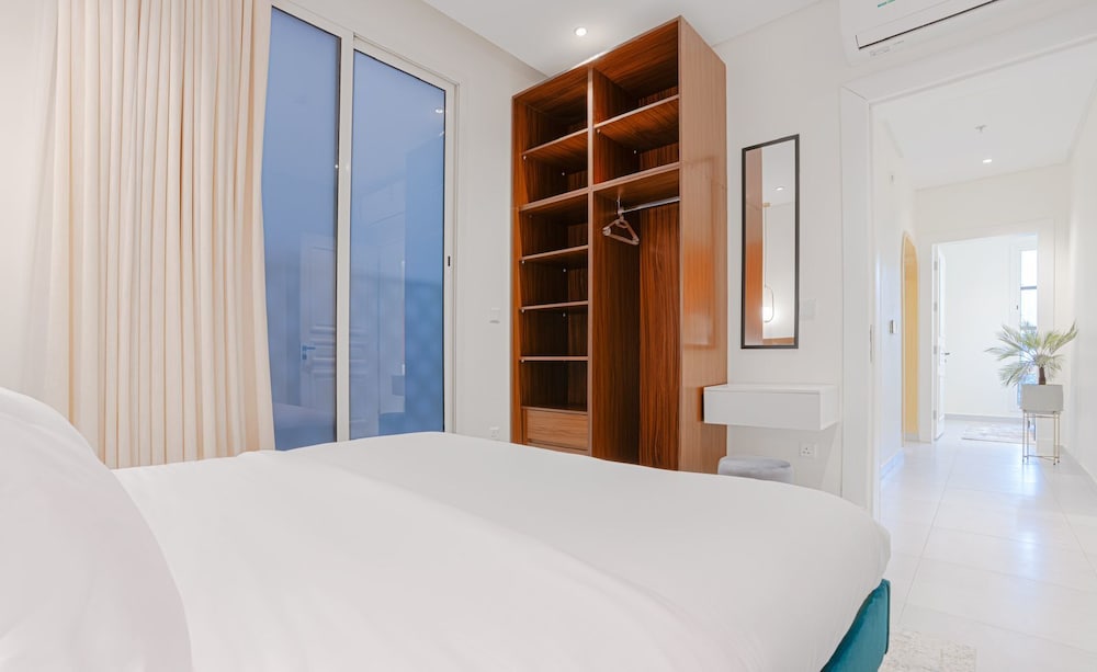 Two Bedroom Colorful & Exotic Flat in Alrabie