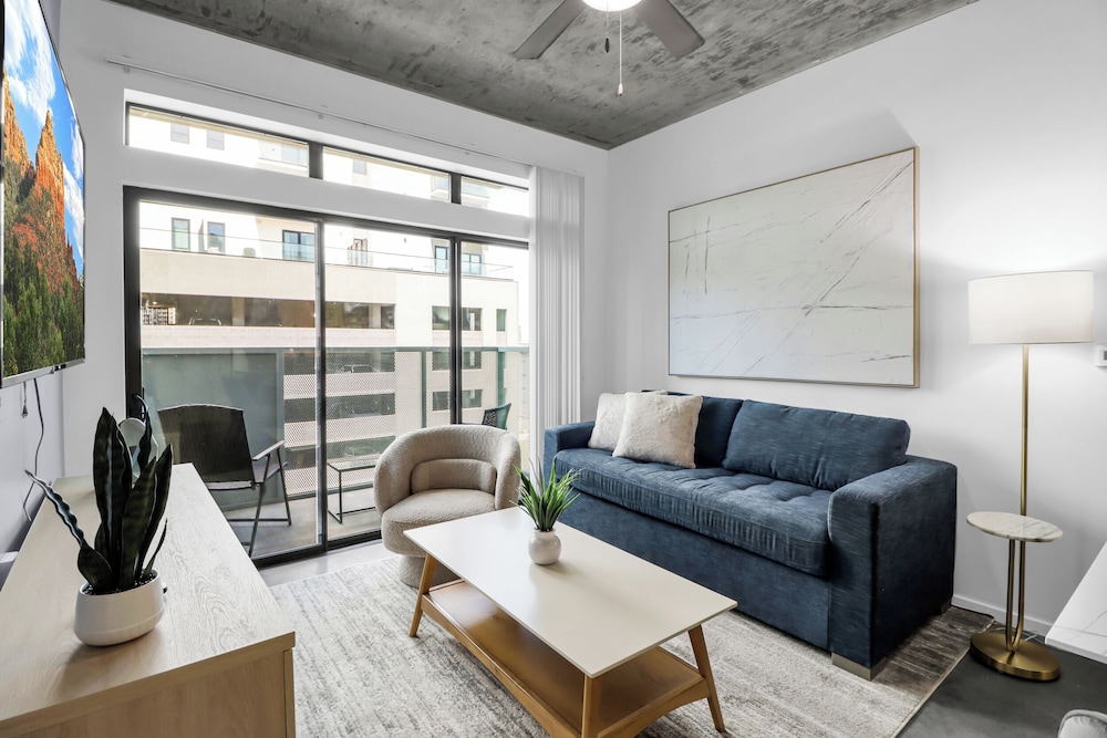 Phoenix Urban Luxury Escape