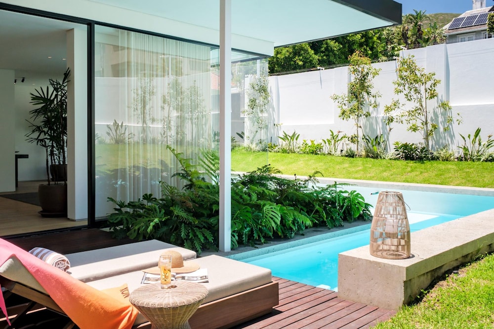 Mountain View Holiday Villa w Garden and Pool Iliwa