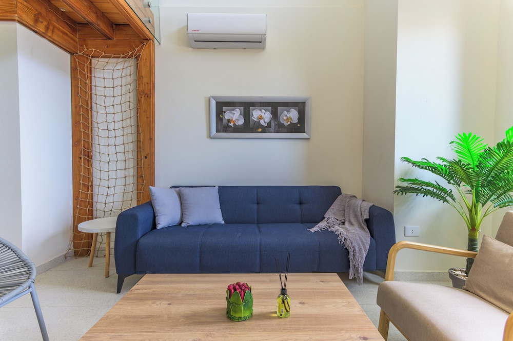Sea Lofts-Kfar Abida Oceanfront Retreats