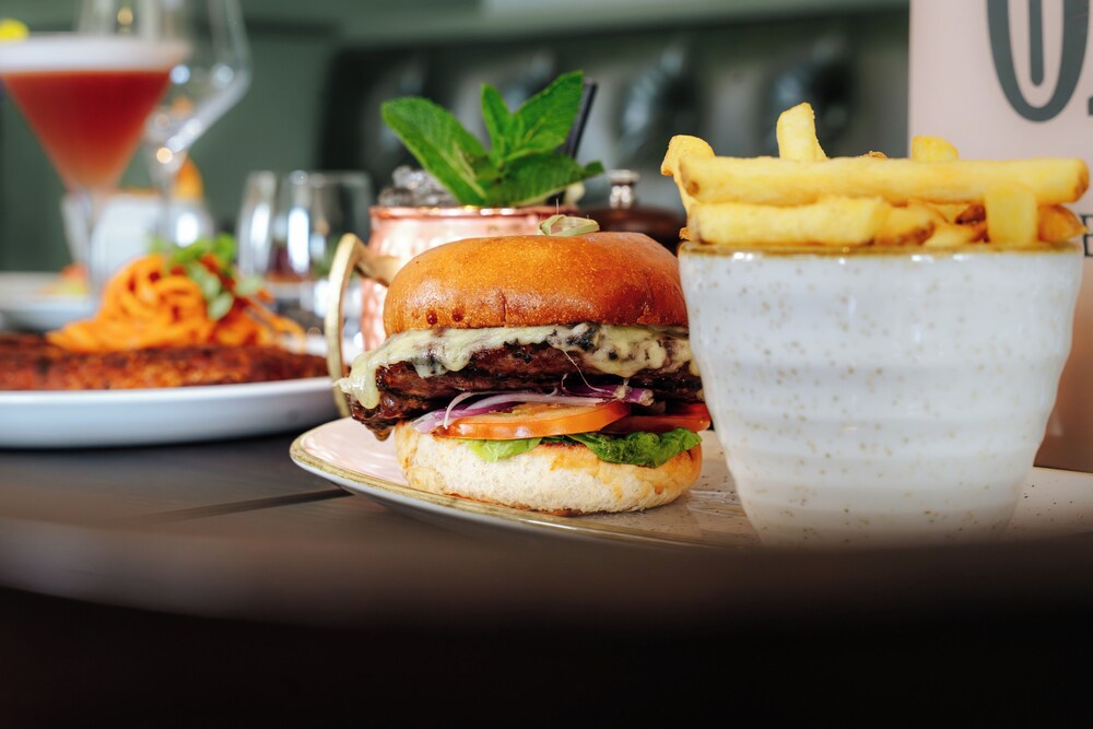 The Ox Pub & Rooms
