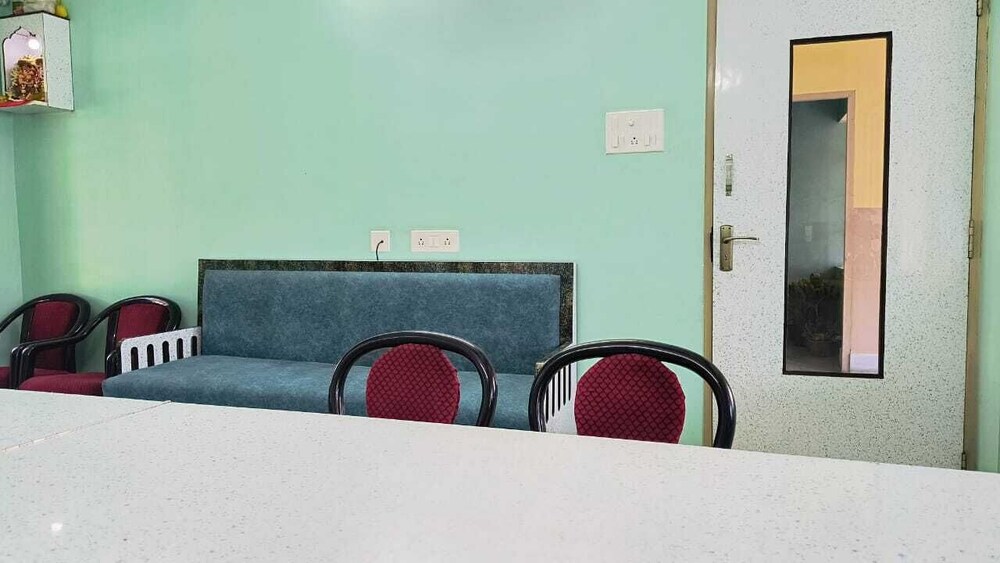 Deb Guest House