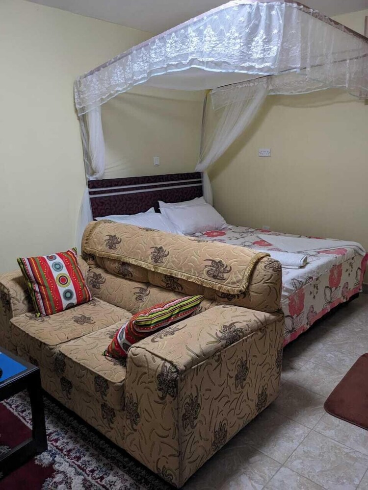 Eilarose Suites view 3