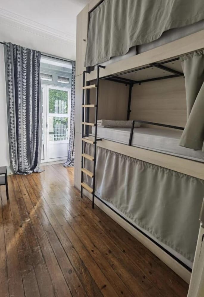 Samps Hostel