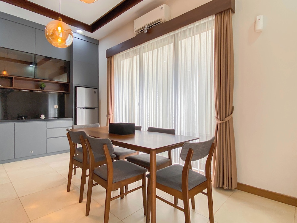 Spacious And Comfy 3Br (6 Pax) At Vimala Hills Villa & Resort Gadog