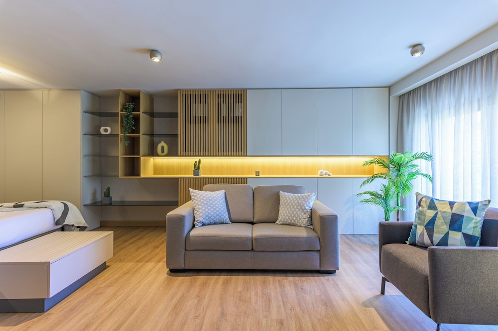 CityZen - Boutique Studios in Achrafieh