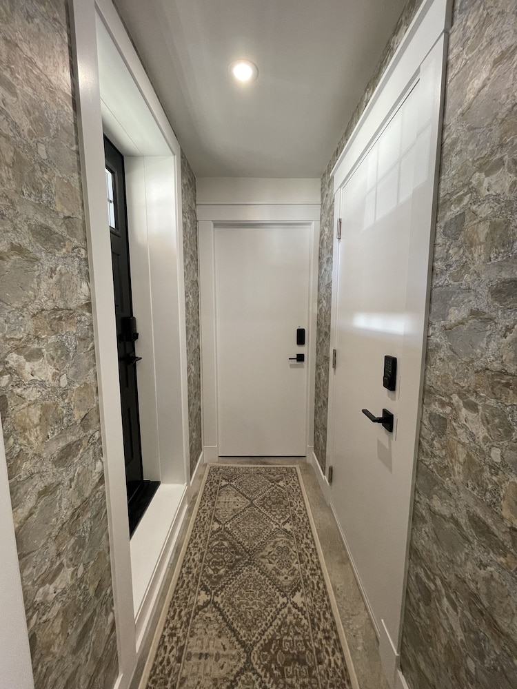 Suite III at The IV HAUS