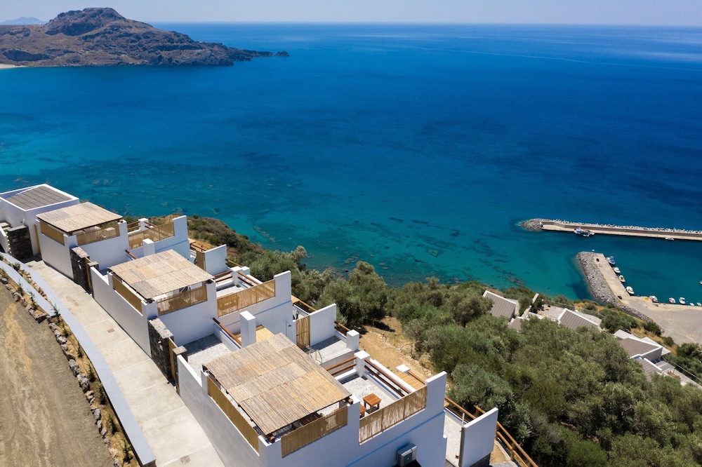 Pyrgos Exclusive Villas