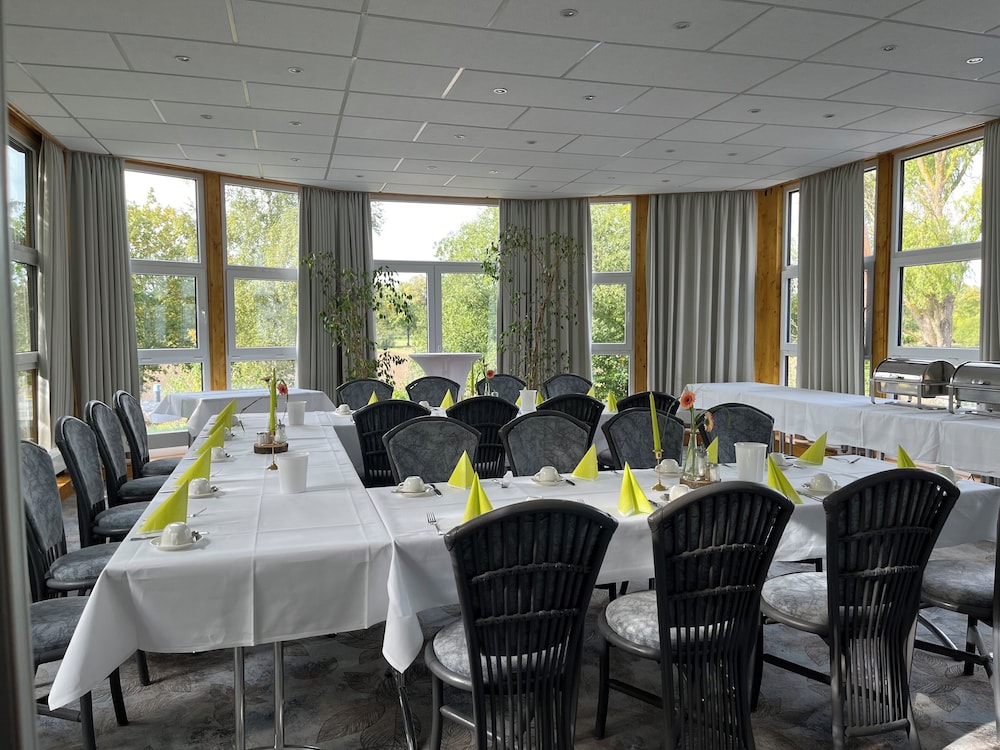Braunschweig Vacations - Hotel Aquarius - Property Image 6