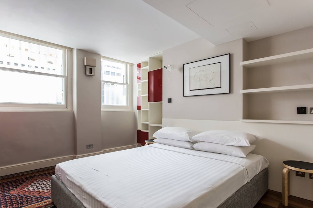 Hans Place II by Onefinestay