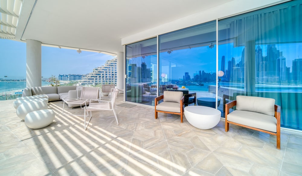 Five Palm Jumeirah Residences -Mint Stay